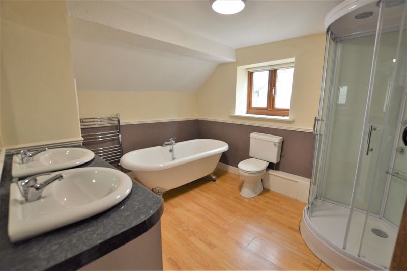 Bathroom Decorator